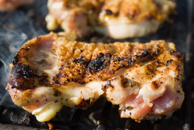 Viande blanche très grillée